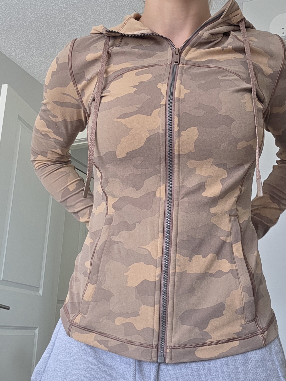 Lululemon Define Jacket - Picture 3 of 4